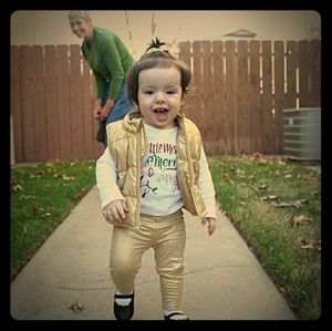 Meet your Posher, Miss tee